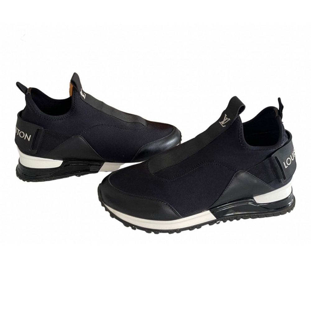 LOUIS VUITTON RUNAWAY SNEAKERS
